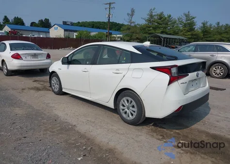 2021 Toyota Prius Le из США, поврежденный, VIN JTDKAMFU7M3147668